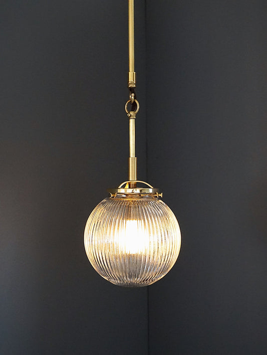 The Belleza Pendant Light
