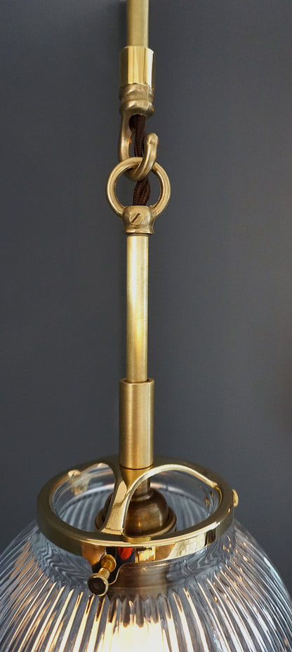 The Belleza Pendant Light