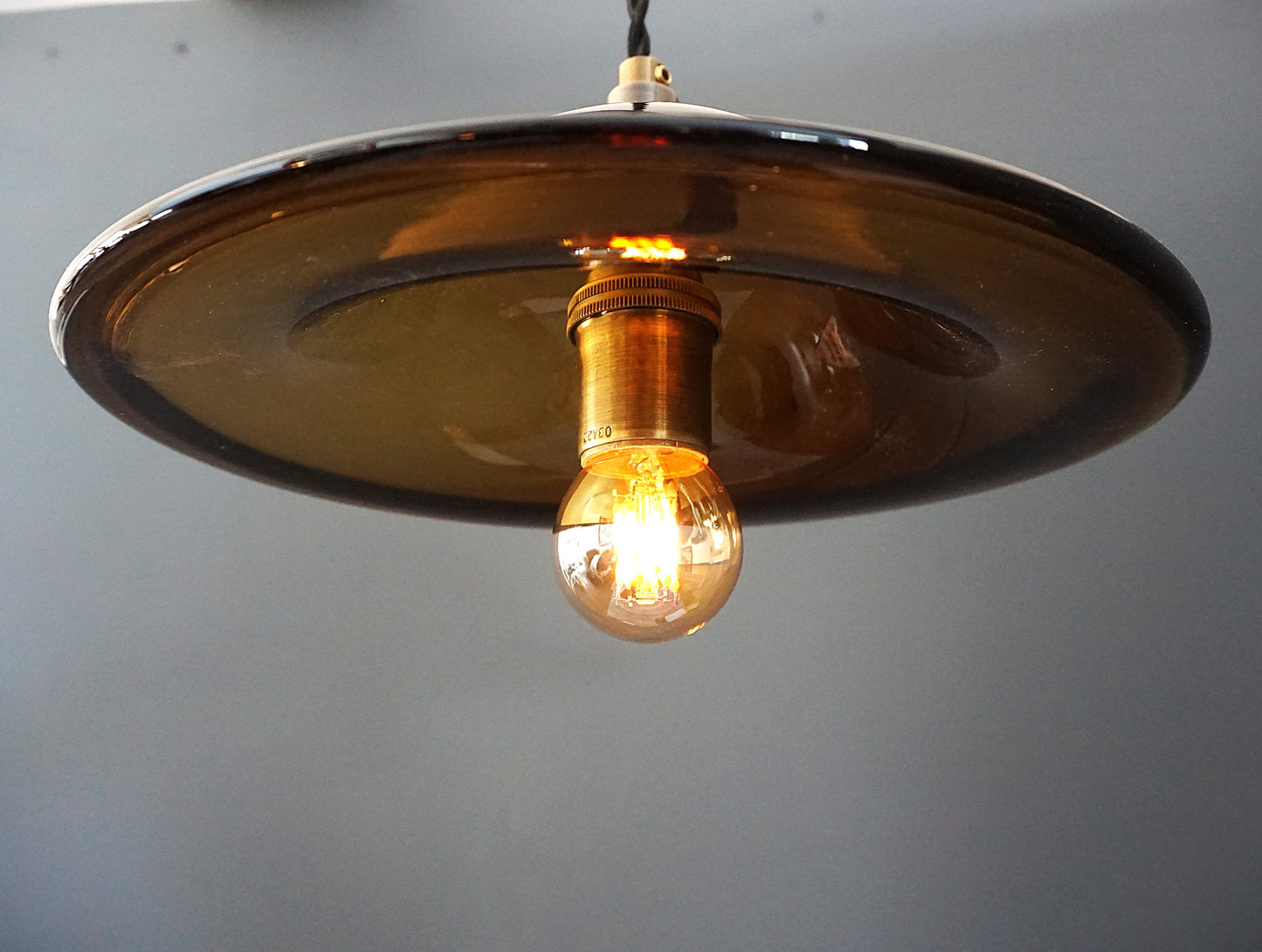 The Bankers Shade "Amber" - R.V.HARGRAVE    #