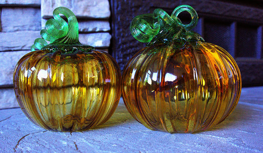 Blown Glass Pumpkin - R.V.HARGRAVE    # #